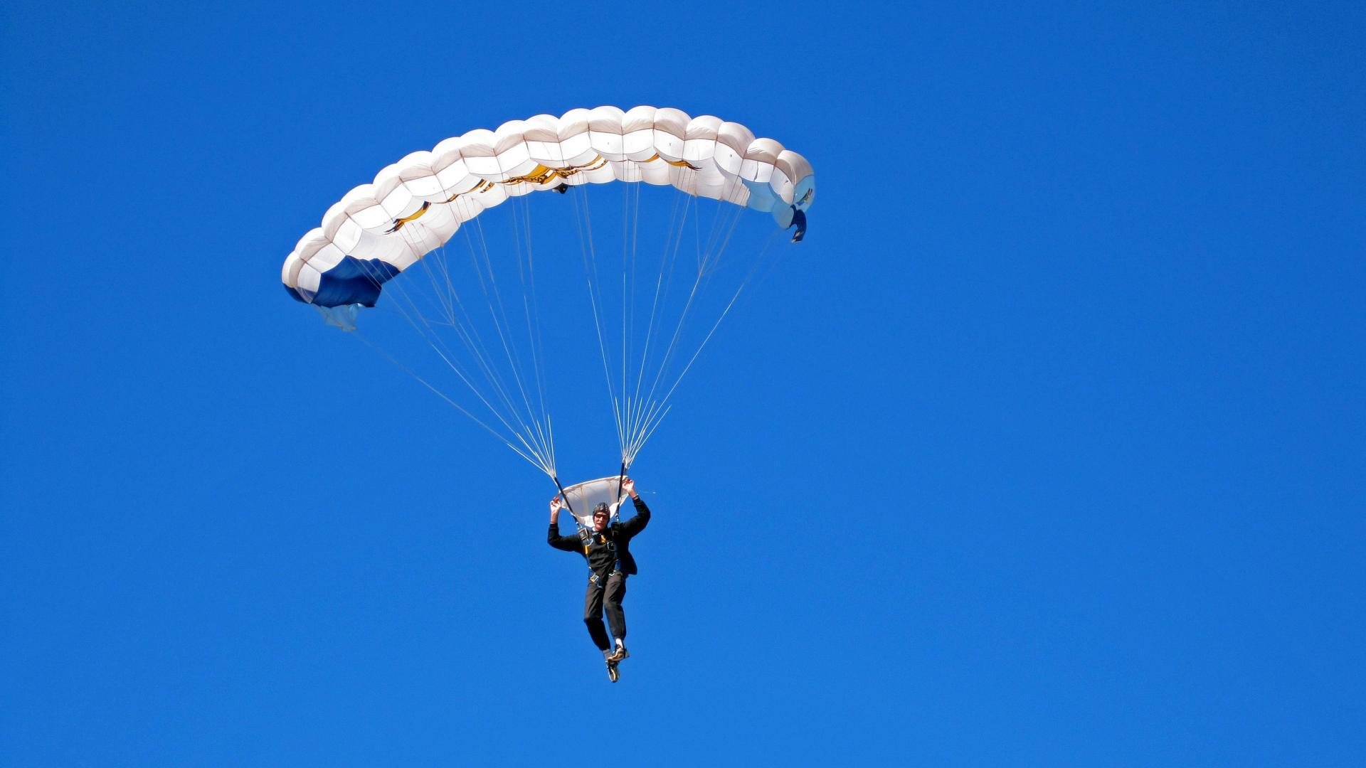 中国篮球战术体系演变及应用分析，篮球战术种类及其运用特点